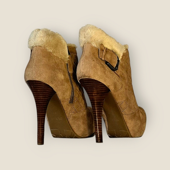 GUESS Suede Faux Fur Ankle High Heel Boot - Sz 8M - Picture 5 of 9